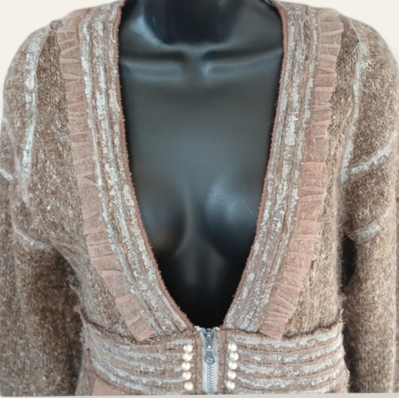 Boho funky feminine Oatmeal Beige Sweater Size M - Picture 4 of 10
